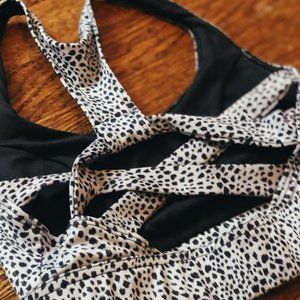 🌿 NWOT Onezie Warrior Bra • Strappy Back • Yoga